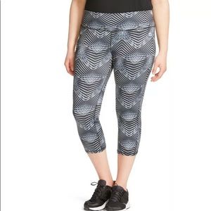 RBX active Capri size 1x